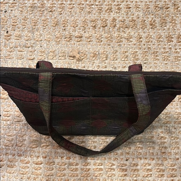 Marcua Elegant Multicolor Tote Bag - Picture 6 of 10